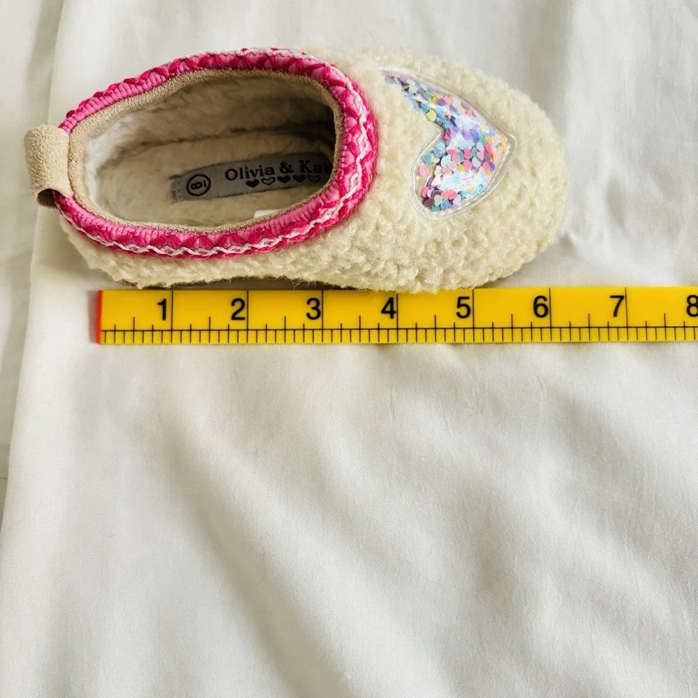 Oliver And Kate Sz 6 Cozy Insulated Heart Design Faux Fir Length6